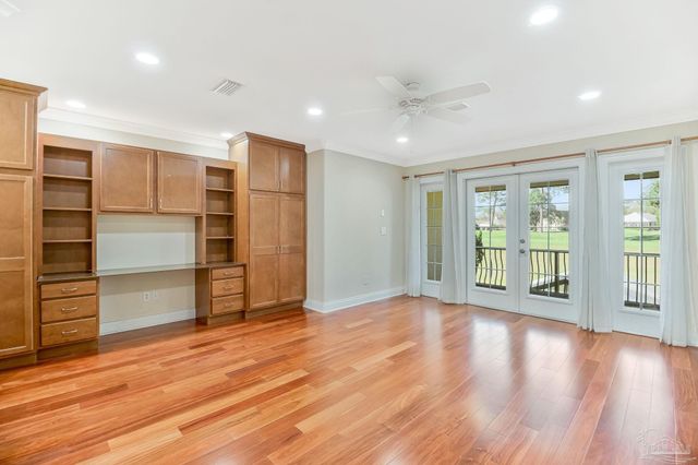 2017 Hesperia Way, Pensacola, FL 32505