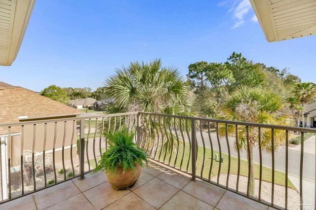 2017 Hesperia Way, Pensacola, FL 32505