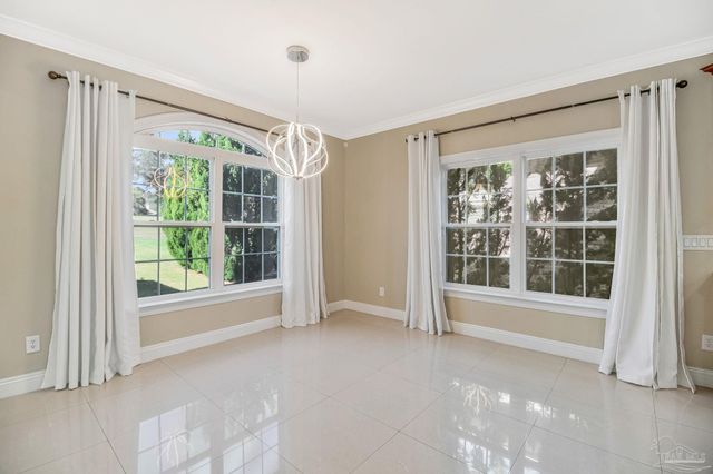 2017 Hesperia Way, Pensacola, FL 32505