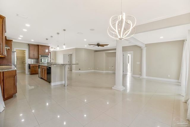 2017 Hesperia Way, Pensacola, FL 32505