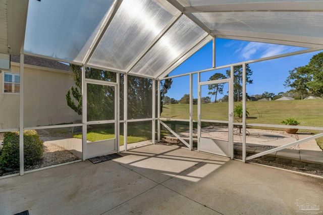 2017 Hesperia Way, Pensacola, FL 32505