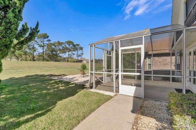 2017 Hesperia Way, Pensacola, FL 32505