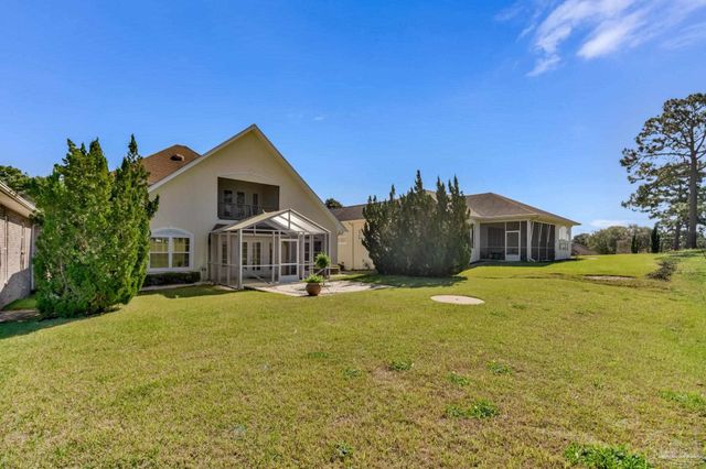 2017 Hesperia Way, Pensacola, FL 32505