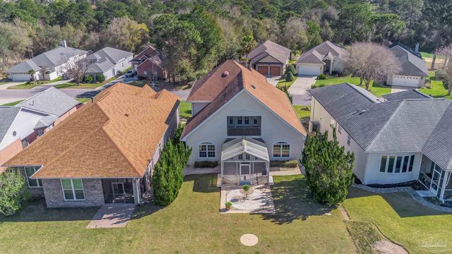 2017 Hesperia Way, Pensacola, FL 32505