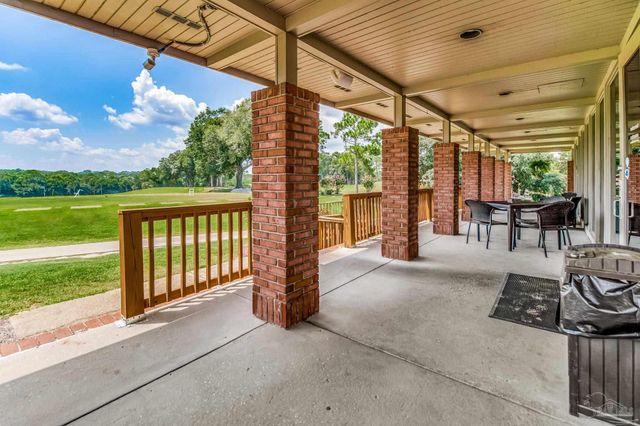 2017 Hesperia Way, Pensacola, FL 32505