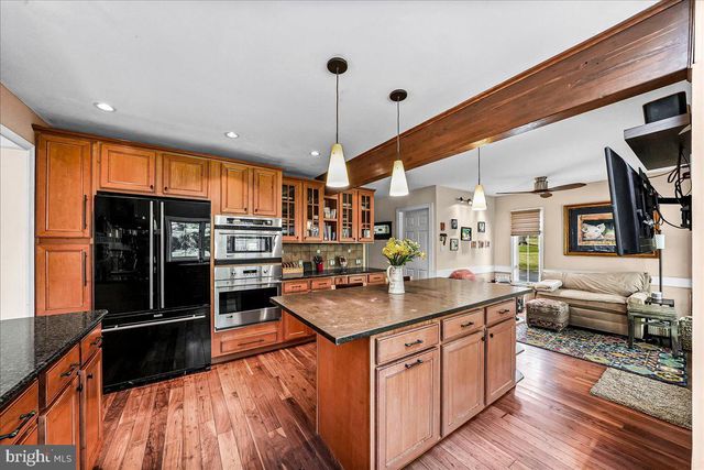 623 S WATERLOO RD, Devon, PA 19333
