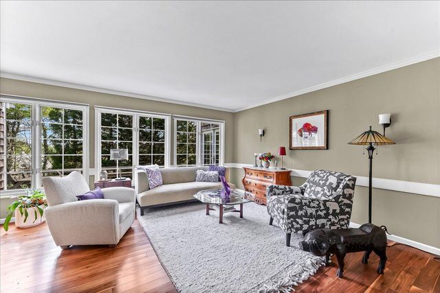 623 S WATERLOO RD, Devon, PA 19333