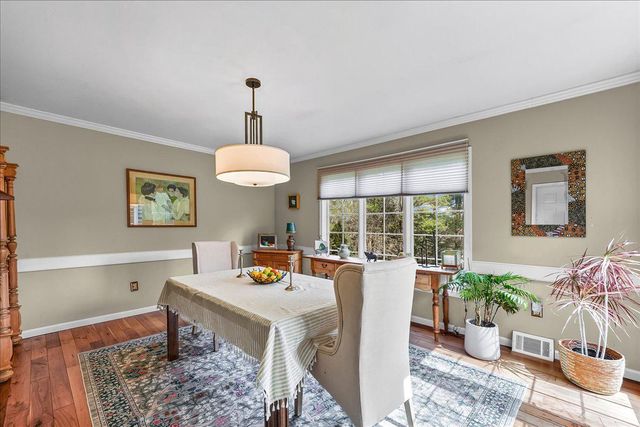 623 S WATERLOO RD, Devon, PA 19333