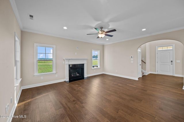 1109 Steele Drive, Grimesland, NC 27837