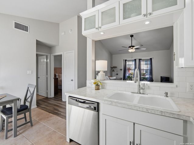 11901 Swearingen Dr Apt 125, Austin, TX 78758