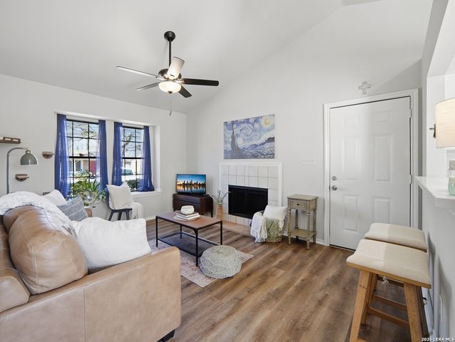 11901 Swearingen Dr Apt 125, Austin, TX 78758