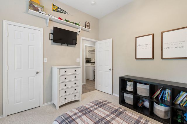 104 N Frederick Street, Ponder, TX 76259