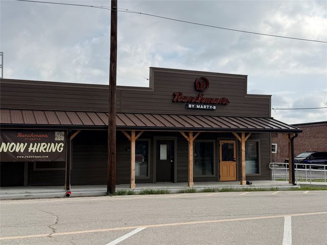 104 N Frederick Street, Ponder, TX 76259