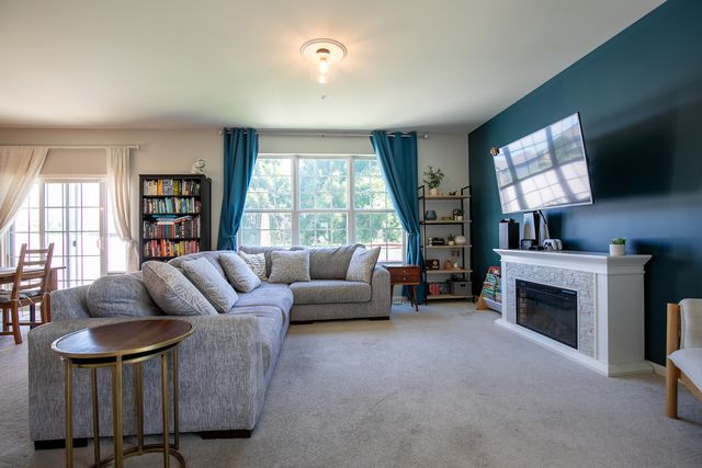 2765 CROOKER Drive, Yorkville, IL 60560
