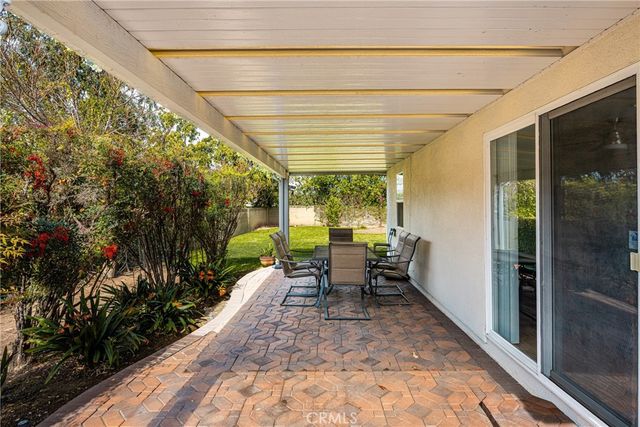 1011 E Chestnut, Orange, CA 92867