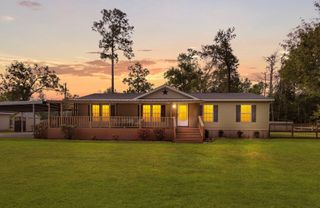 2656 Dennis Street, Orange, TX 77632