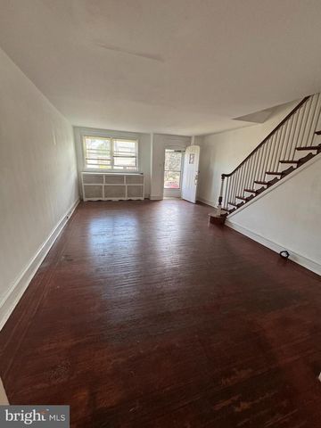 249 N LINDEN AVE, Upper Darby, PA 19082