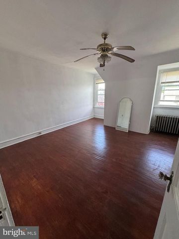 249 N LINDEN AVE, Upper Darby, PA 19082