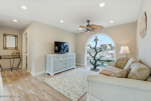402 Daytona Drive, Lavallette, NJ 08735