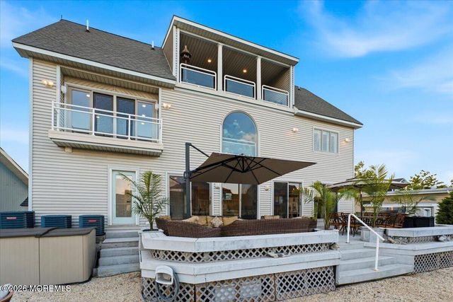 402 Daytona Drive, Lavallette, NJ 08735