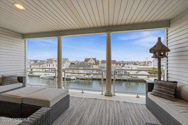 402 Daytona Drive, Lavallette, NJ 08735