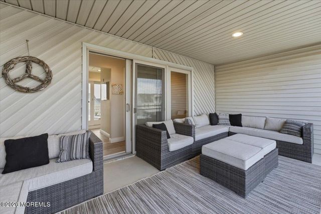 402 Daytona Drive, Lavallette, NJ 08735