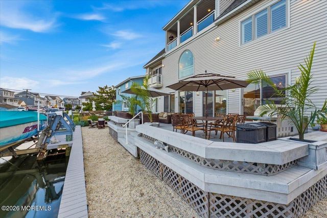 402 Daytona Drive, Lavallette, NJ 08735