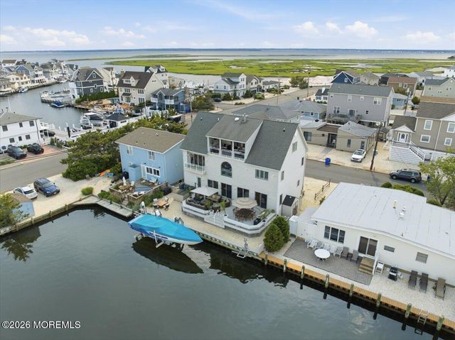 402 Daytona Drive, Lavallette, NJ 08735