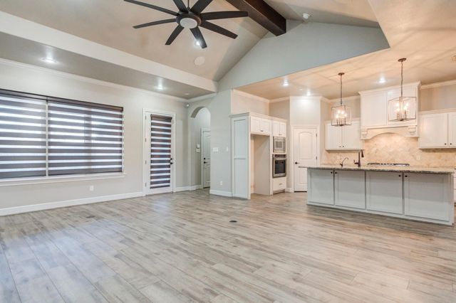 617 N 9th Street, Wolfforth, TX 79382