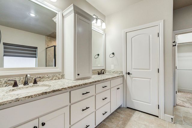 617 N 9th Street, Wolfforth, TX 79382