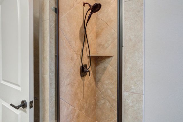 617 N 9th Street, Wolfforth, TX 79382