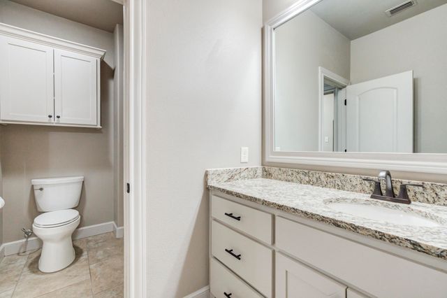 617 N 9th Street, Wolfforth, TX 79382