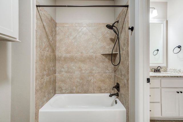 617 N 9th Street, Wolfforth, TX 79382