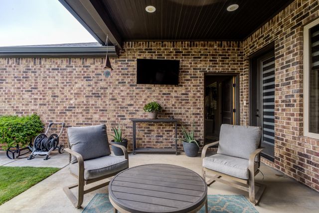 617 N 9th Street, Wolfforth, TX 79382