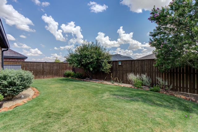 617 N 9th Street, Wolfforth, TX 79382