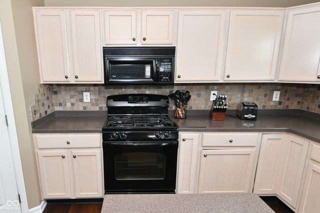 541 Yorktown Lane, Avon, IN 46123