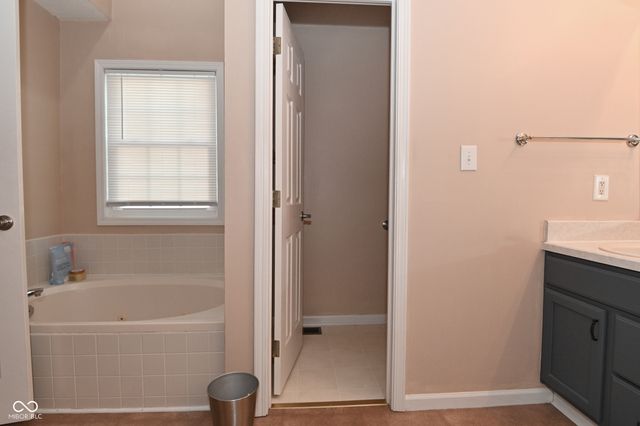 541 Yorktown Lane, Avon, IN 46123