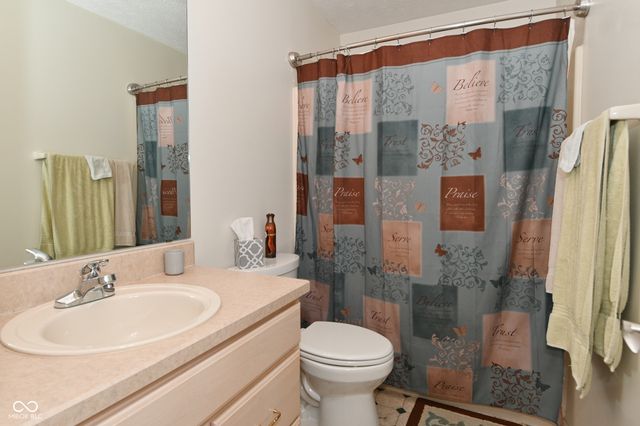 541 Yorktown Lane, Avon, IN 46123