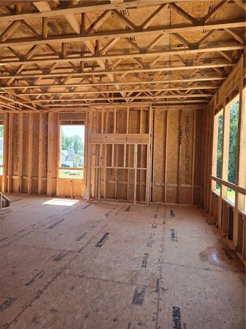 704 Crest Line Trail, Powder Springs, GA 30127