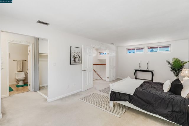 1243 Fairway Dr, Richmond, CA 94803