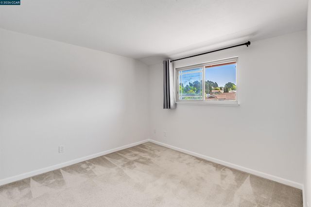 1243 Fairway Dr, Richmond, CA 94803