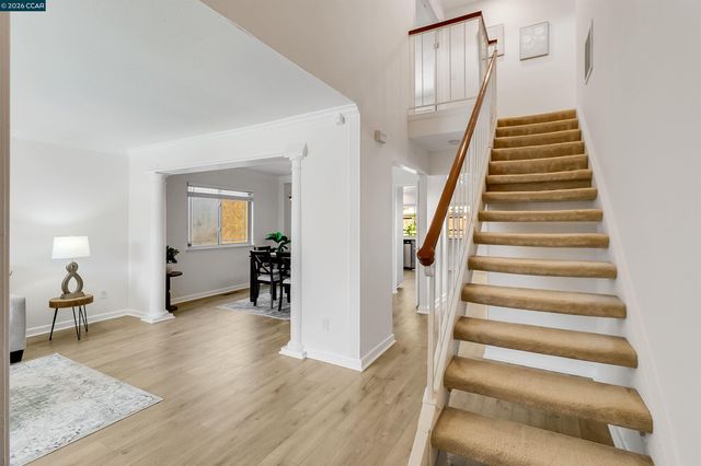 1243 Fairway Dr, Richmond, CA 94803