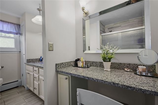 8 Eastward Drive, Lincoln, RI 02865