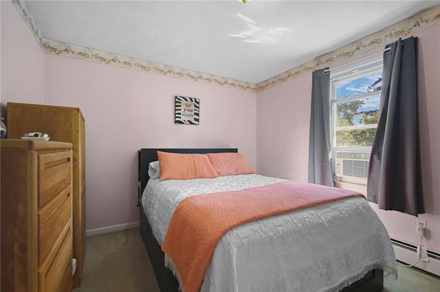 8 Eastward Drive, Lincoln, RI 02865