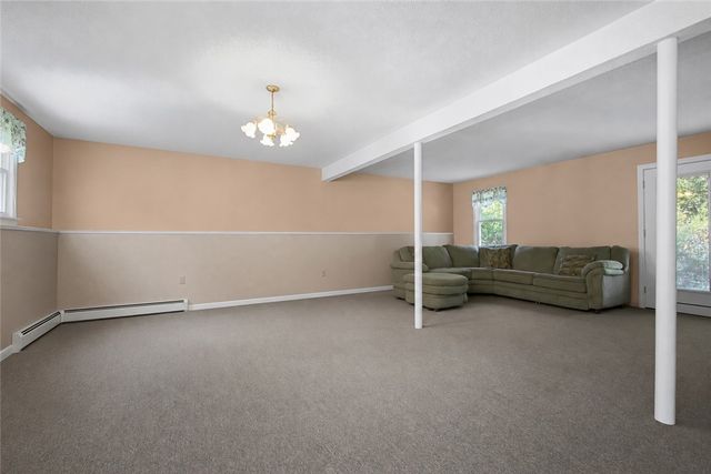 8 Eastward Drive, Lincoln, RI 02865