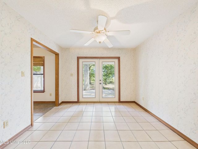 1504 Sioux Bayou Drive, Gautier, MS 39553