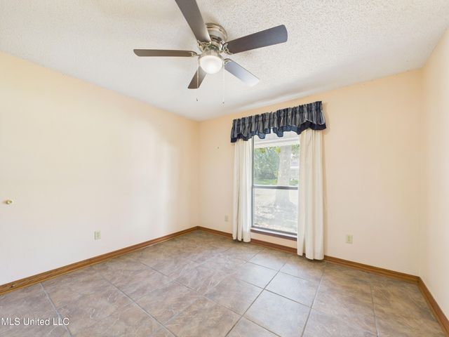 1504 Sioux Bayou Drive, Gautier, MS 39553