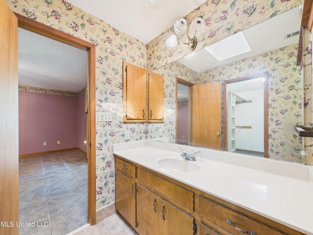 1504 Sioux Bayou Drive, Gautier, MS 39553
