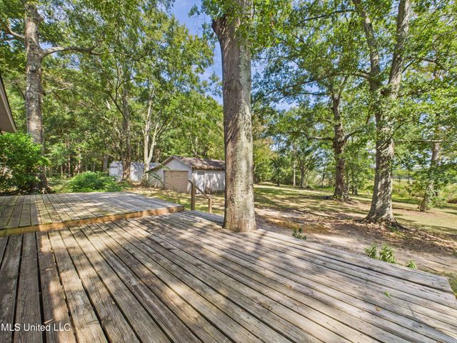 1504 Sioux Bayou Drive, Gautier, MS 39553