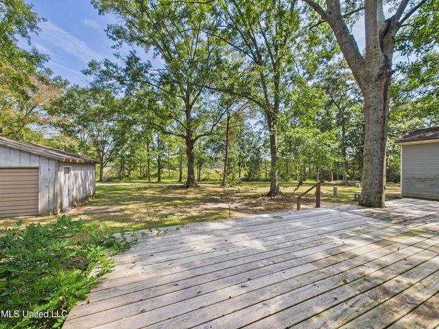 1504 Sioux Bayou Drive, Gautier, MS 39553